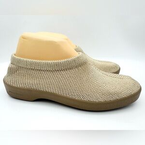 Arcopedico Sec V Beige Slip On Comfort Walking Shoes Women's EU 39 / US 8.5-9